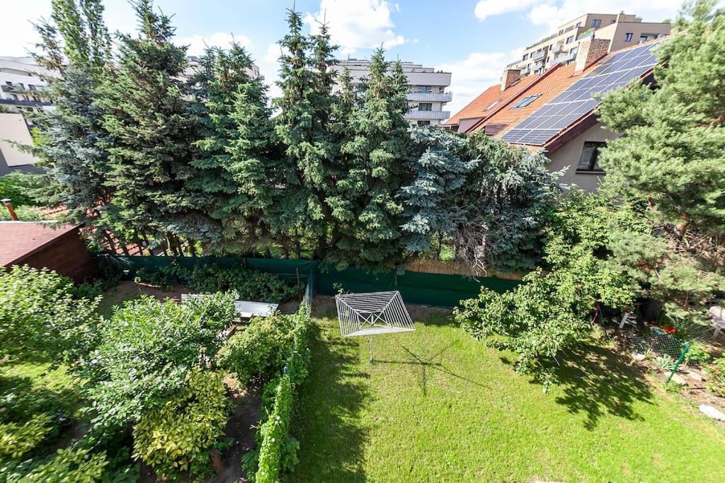 Apartamento Village-like Peace & Quiet In City + Parking Praga