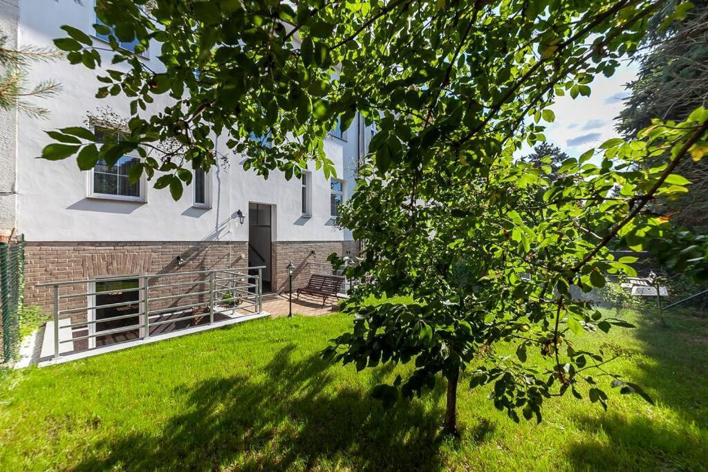 Village-like Peace & Quiet In City + Parking Praga